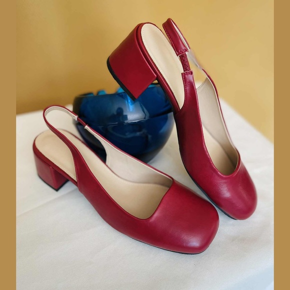 Red Vegan Leather Slingback Block Stack Heel Pumps - 7 1/2 Retro Inspo BRAND NEW - Picture 1 of 4